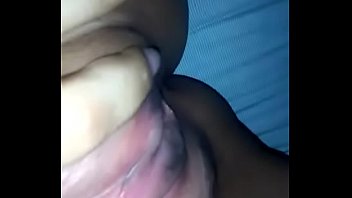 Preview 4 of Gairah Janda Cantik - mia moglie mi fa un video con WhatsApp