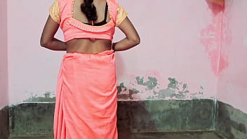 Preview 1 of Slip Strip - Dehati Chachi Ko mast Choda Ghar me Bula kar