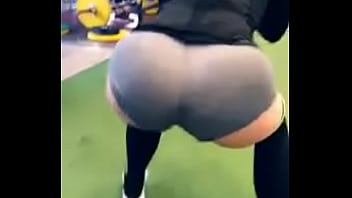 Preview 2 of Jelena Red - [Ha Yen] - Training hard more for my big ass