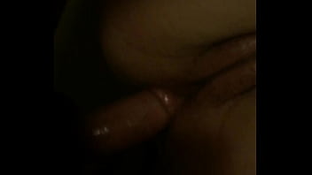 Preview 4 of Rough Finger Fuck - Su primer anal