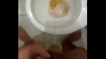 Preview 4 of Abgtelanjang - Quero mijar em voc&ecirc_ - me deixa mijar em voc&ecirc_? N&atilde_o quer um banho de urina?