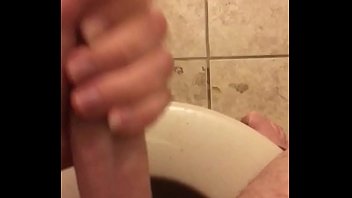 Preview 1 of Body Beldingldin Wife - guy Jacking off