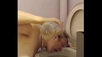 Preview 1 of Barzzers Pornhub Pornstar - 2024 09 10 esclave F la l&egrave_che chiottes