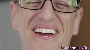 Preview 1 of Cen Gril - Trans babe raw screwing