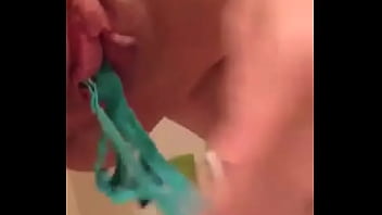 Preview 3 of Small Very Small Girl Fuk - 偷內褲