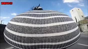 Preview 4 of Japan Solo Virtual - MORENA GOSTOSA ANDANDO DE MOTO MOSTRANDO A BUNDA
