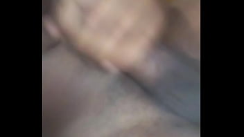 Preview 1 of Small With Yoga - T&ocirc_ com a pipa invernizada