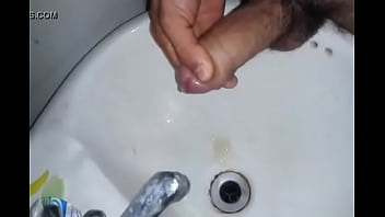 Preview 4 of Teen Masturbating In Attic - xvideos.com 46cd657e6832b004b3f2506023232e2e