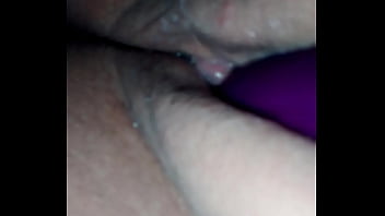 Preview 3 of Big Berast Mom - Plix brincando com o vibrador (3)