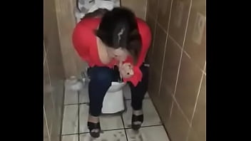 Preview 4 of Granny Webcam Anal - Adriana Vargas zacapa