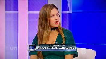 Preview 3 of Lovely Sarkar - Ana Caty Hern&aacute_ndez Goribuena En Minivestido Verde Piernona - YouTube (720p)