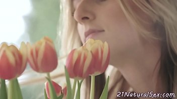 Preview 1 of Desi Sexy Open Video Indian - Amateur babe banged from behind