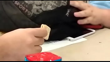 Preview 3 of Desi Lahore Gay - Gordinho safado comendo bolacha no Habbib&#039_s