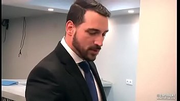 Preview 1 of 1st Time Crying Blood Sex - dando na obra - XVIDEOS.COM