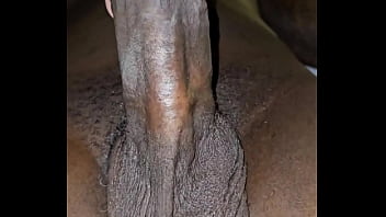 Preview 3 of Alnah Rey - Mi amada esposa conoci&oacute_ este negro en un bar y realmente la vi divertirse con la 10 pulgadas que ella se comio