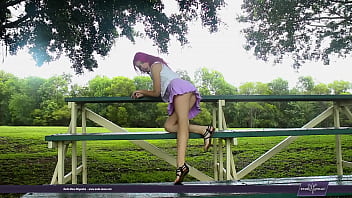 Preview 1 of Malawiporn - Mercedes naked pussy in the park