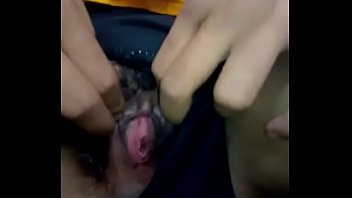 Preview 2 of Hentai Vid - Indian girl show her virgin pussi.MP4
