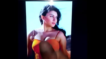 Preview 2 of Urine Miad - Hansika motwani Cum tribute 08