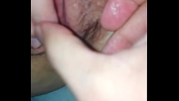 Preview 2 of Serbian Skola - Chorito putita se aplica lubricante antes de follar