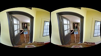 Preview 2 of Kiss Young Girl - NEW RELEASE: Big sausage pizza at Naughty America VR!