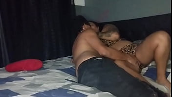 Preview 1 of Dog And Girl Sexe Muve - Fazendo sexo oral no meu tio e fiz ele delira chupando minha bucetinha