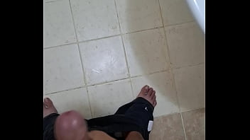 Preview 2 of A Big Bpoms Com - 廁所打手槍射精