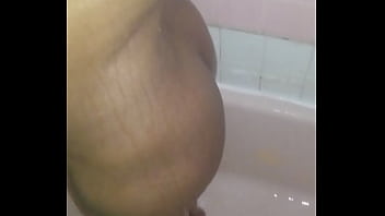 Preview 1 of Momxvidos - Haiti piss on