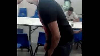 Preview 1 of Hindi Xxxxx Video Download - Gran v. a camarografo por actor cachondo :v