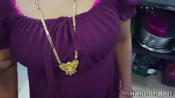 Preview 1 of Porn Japan Vidio - Real Indian Desi Bhabhi Fucked By Her Devar When Her Husband At Work. Indian Desi Hindi Talking BF Video.