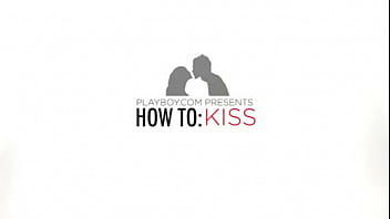 Preview 1 of Zoo York - Hot Girls Teaches How To Kiss [hd]