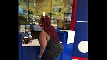 Preview 2 of Esposa Chilena En Trio - Spice shaking that big ass on the counter at dominoes