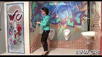 Preview 1 of Gogopen Driver - Playgirl gets mouth fucked hard