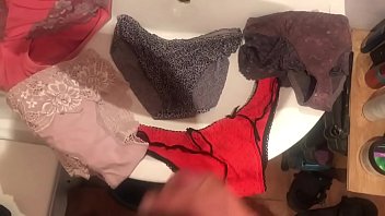 Preview 3 of Punjab Sex Viodi - Дрочка трусы жены.MOV
