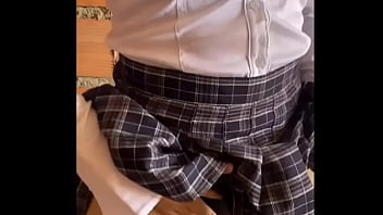 Preview 1 of Ibu Ma Anaknya - morena latina caliente siendo follada por polla enorme en cuatro -  rica joven siendo culiada penetracion de culo sin lubricante