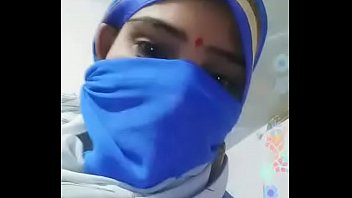 Preview 1 of Mino Ichoko - desi house wife live broadcast her self