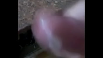 Preview 4 of Amazing Amateur Gilf - Gozando antes de tomar banho.