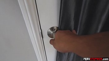 Preview 1 of Condom Lagaker Mare America Me - Blonde MILF stepmom caught a horny stepson masturbating