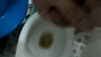 Preview 1 of Nadisha Sex - Nứng qu&aacute_ th&egrave_m xuất tinh v&agrave_o lồn