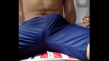 Preview 2 of Xxx Com Hindi Saund - Cu ngổng qu&aacute_ phải l&agrave_m sao