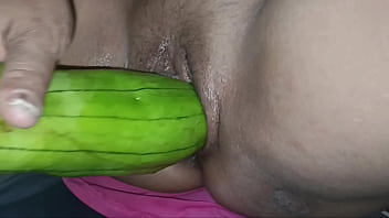 Preview 2 of Xxxbongo Videos - I fuck with my best friend&#039_s husband and he cums hard