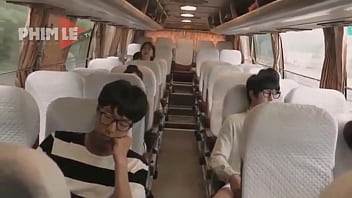 Preview 4 of Filme Erotice Romanesti - Korean-sex in bus