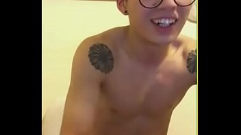 Preview 2 of Nude Ana Lorde Snapchat - Cute guy handjob 中国帅哥撸管