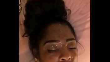 Preview 3 of Pornhub Comanal Rape Sex Videos - Royalty Squirts and gets a Facial!