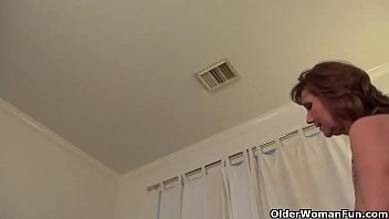 Preview 3 of Usa Online Sex Matata - American moms in pantyhose part 11