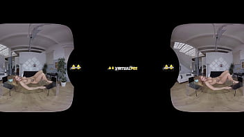 Preview 4 of Solk Girl - Virtual reality porn with Chrissy Fox who dives into her piss