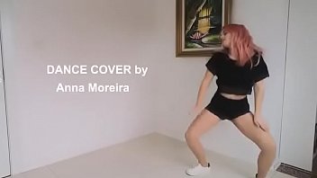 Preview 1 of Farm Video - WIGGLE WIGGLE - HELLOVENUS dance cover by Anna Mor
