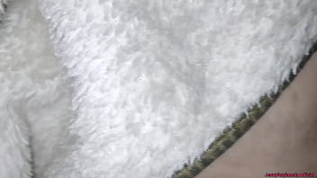 Preview 3 of Shemale Cum Pump - Xxx enteada virgem com buceta fofa me deixa toc&aacute_-la e pede s&oacute_ no cuzinho pra n&atilde_o perder a virgindade