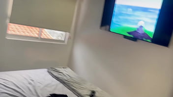 Preview 1 of Black Meat Chokes Wives - Una follada rica cuando mi timida hermanastra habla por celular con su nuevo novio.