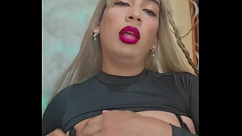 Preview 2 of Milf Cops - Ladyboy transexual rica masturb&aacute_ndome