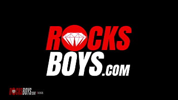 Preview 1 of Ujizcom - Rock makes the bottom scream for more dick